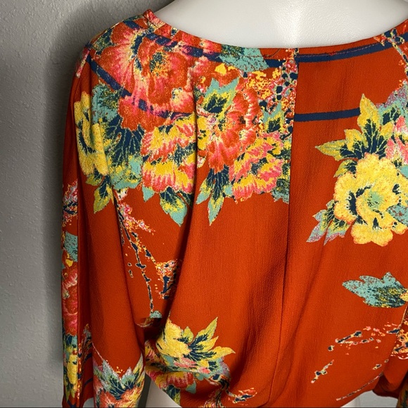 Flying Tomato Deep Plunge Top - Picture 9 of 11